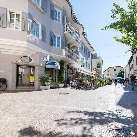 Heimat Living Like A Local Daire Silandro Dış mekan fotoğraf