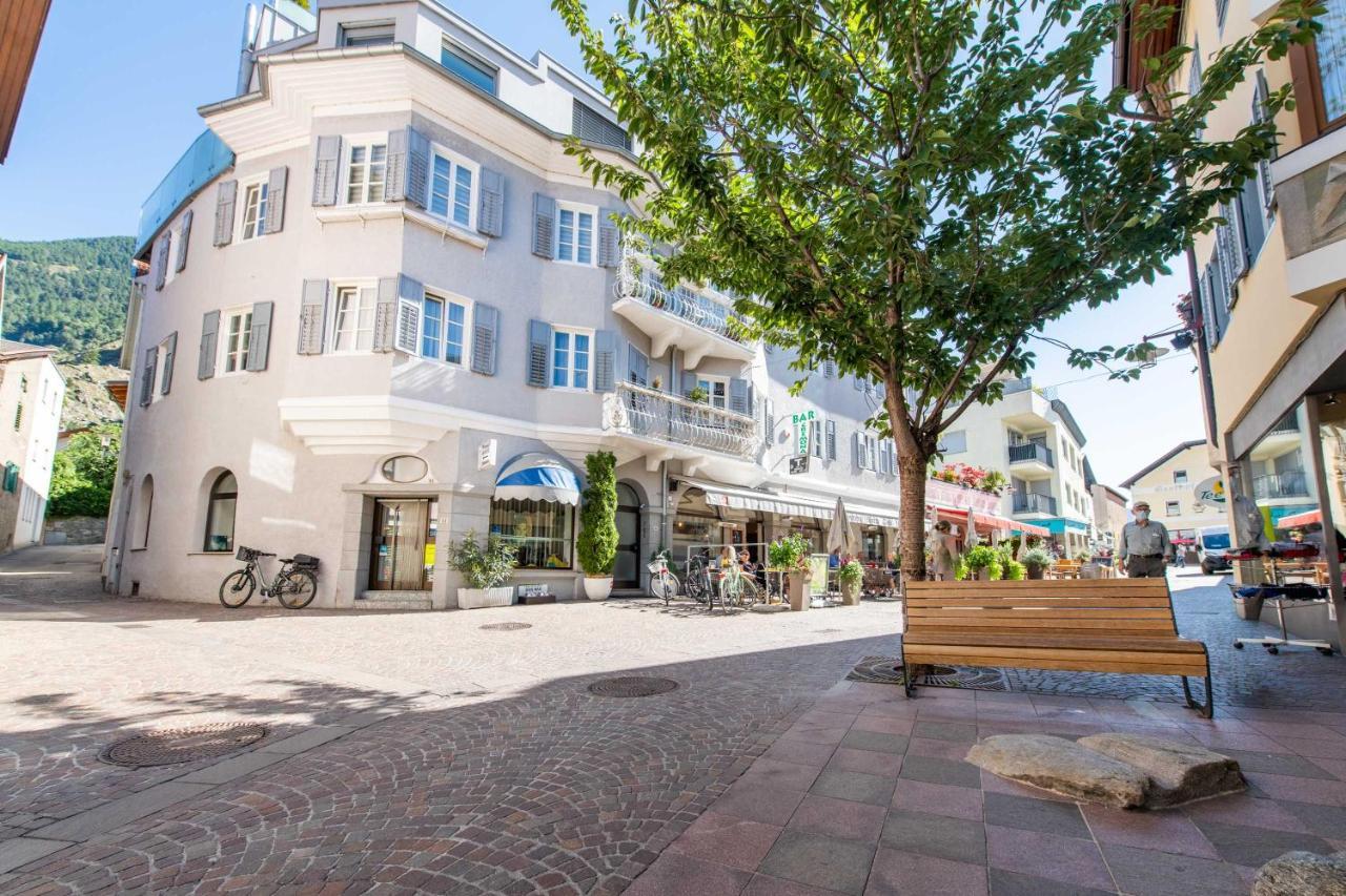 Heimat Living Like A Local Daire Silandro Dış mekan fotoğraf